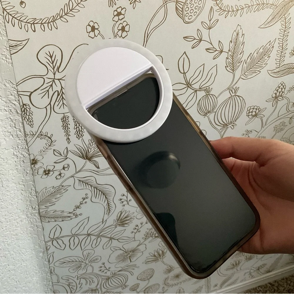 High-Quality LED Selfie Ring Light - Battery Rechargeable- NIB